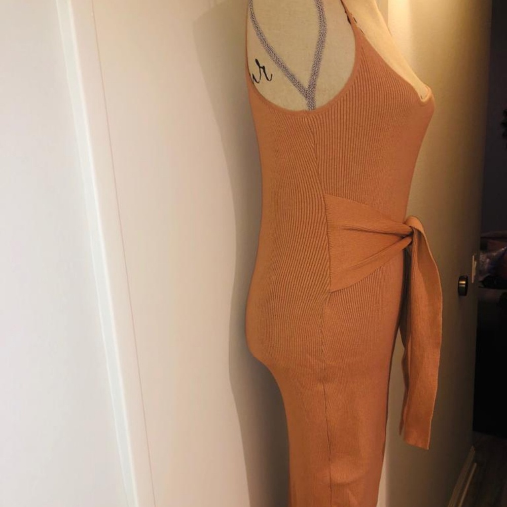 #34 Ribbed dress - Picture 4 of 6